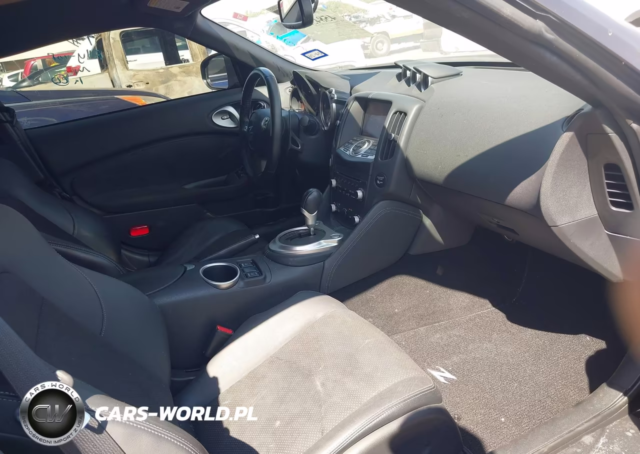 2017 Nissan 370Z Touring VIN:JN1AZ4EH3HM954488 - 5