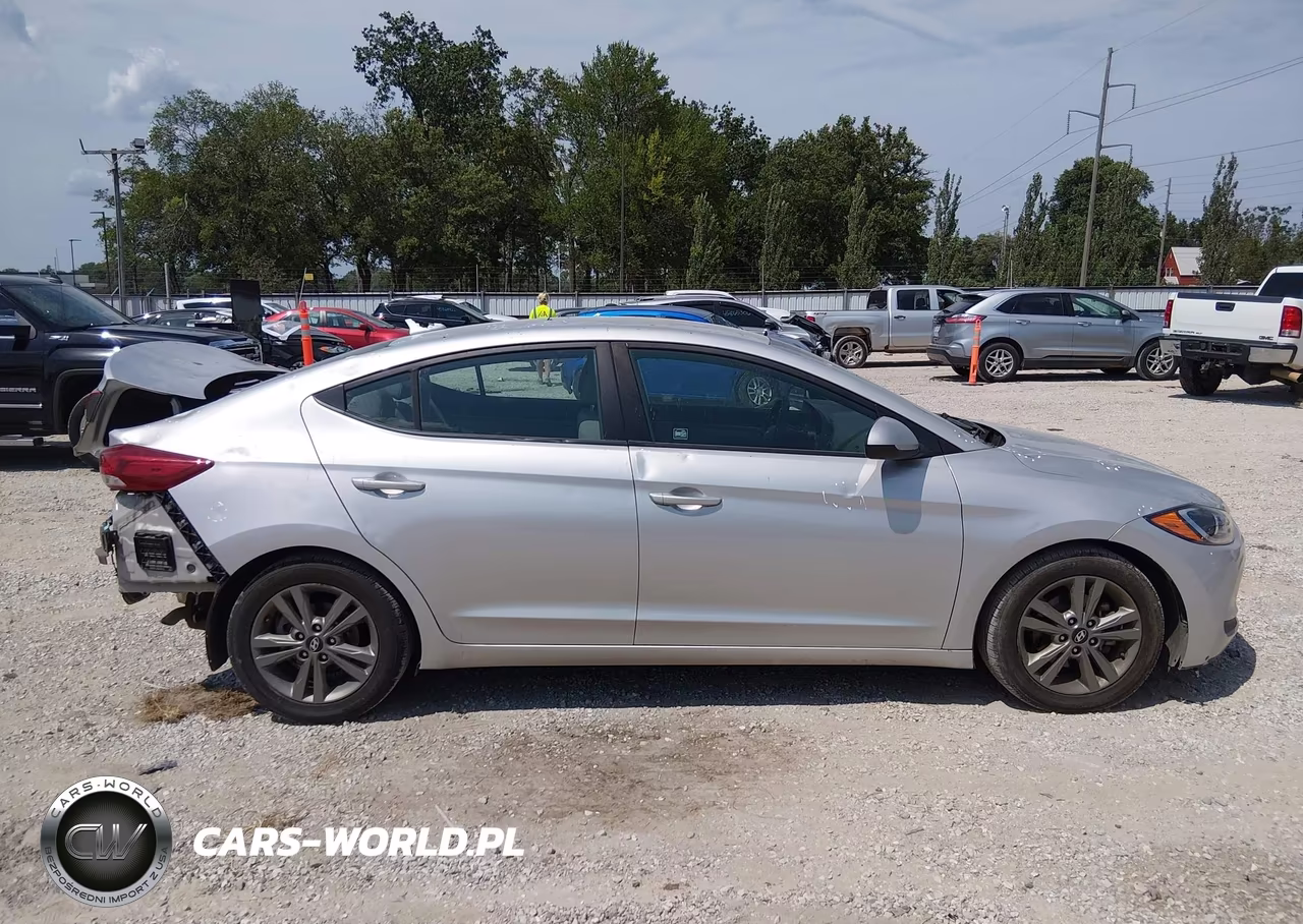 2018 Hyundai Elantra Sel VIN:5NPD84LF2JH400566 - 14