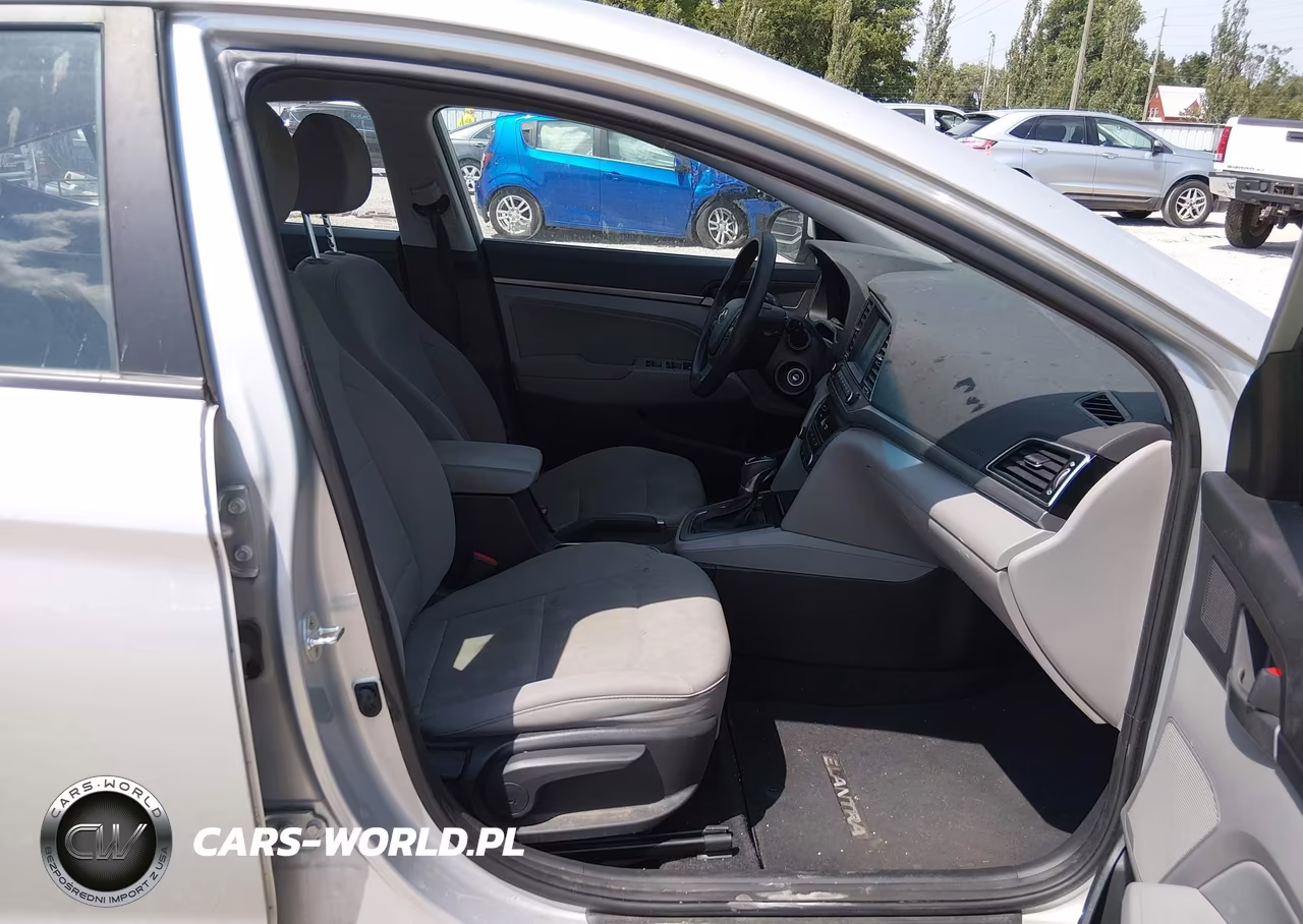 2018 Hyundai Elantra Sel VIN:5NPD84LF2JH400566 - 5