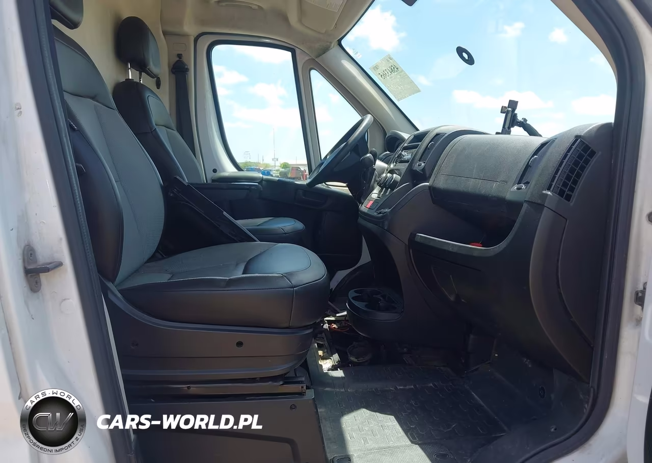 2015 Ram Promaster 1500 Low Roof VIN:3C6TRVAG2FE503399 - 5