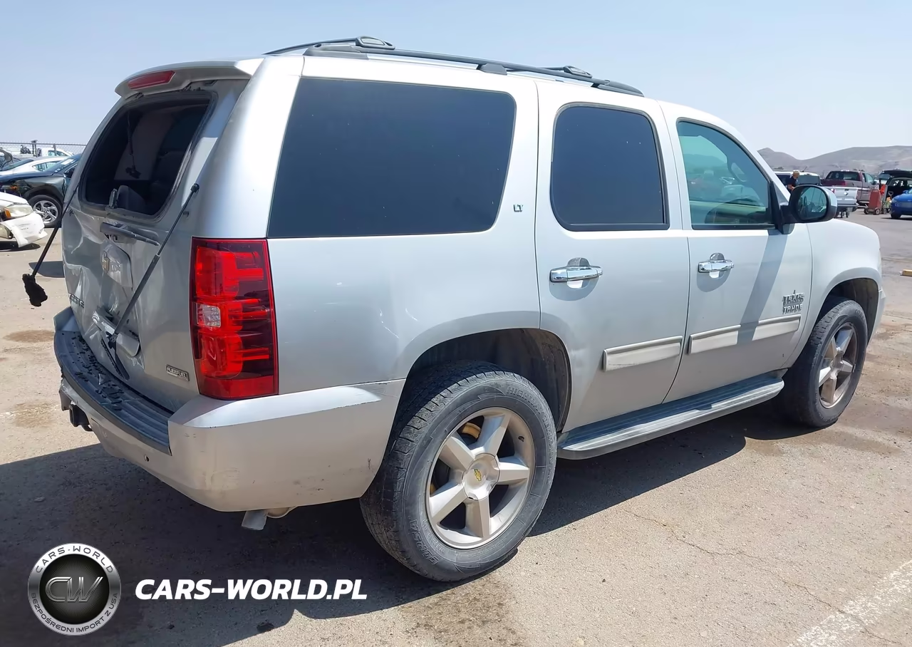 2012 Chevrolet Tahoe Lt VIN:1GNSCBE05CR172908 - 4