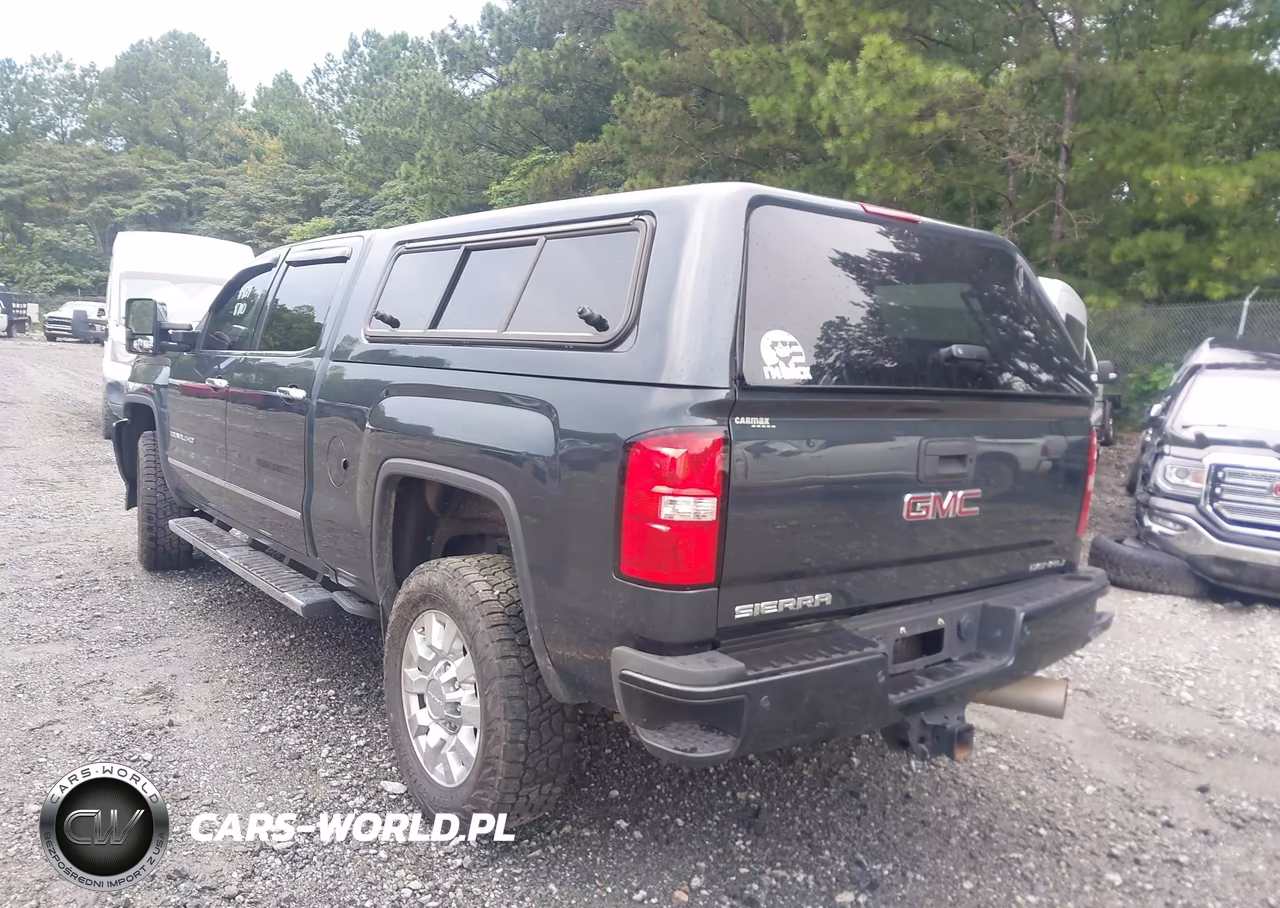2018 GMC Sierra 2500Hd Denali VIN:1GT12UEY0JF278710 - 3