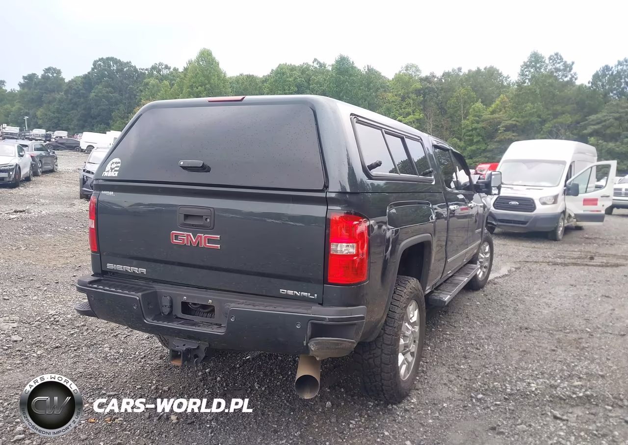 2018 GMC Sierra 2500Hd Denali VIN:1GT12UEY0JF278710 - 4
