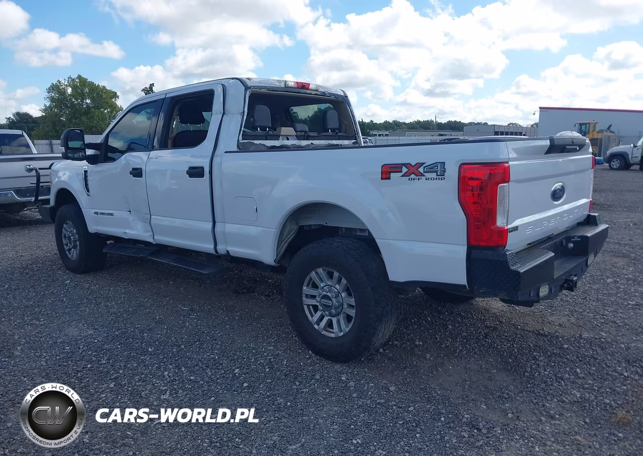 2017 Ford F-250 Xlt VIN:1FT7W2BT7HEE20630 - 3