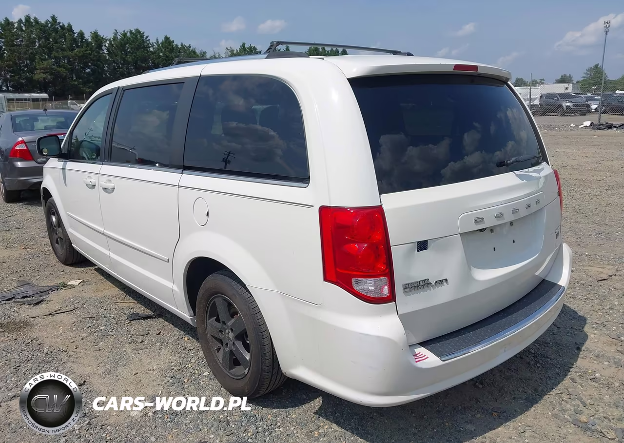 2011 Dodge Grand Caravan Crew VIN:2D4RN5DG5BR618908 - 3