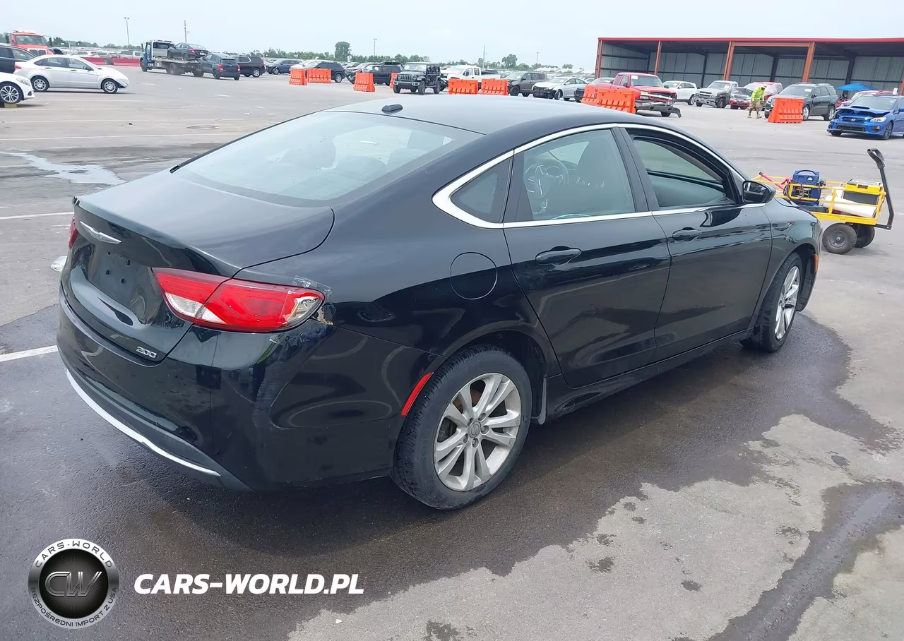 2016 Chrysler 200 Limited VIN:1C3CCCAB3GN127137 - 4