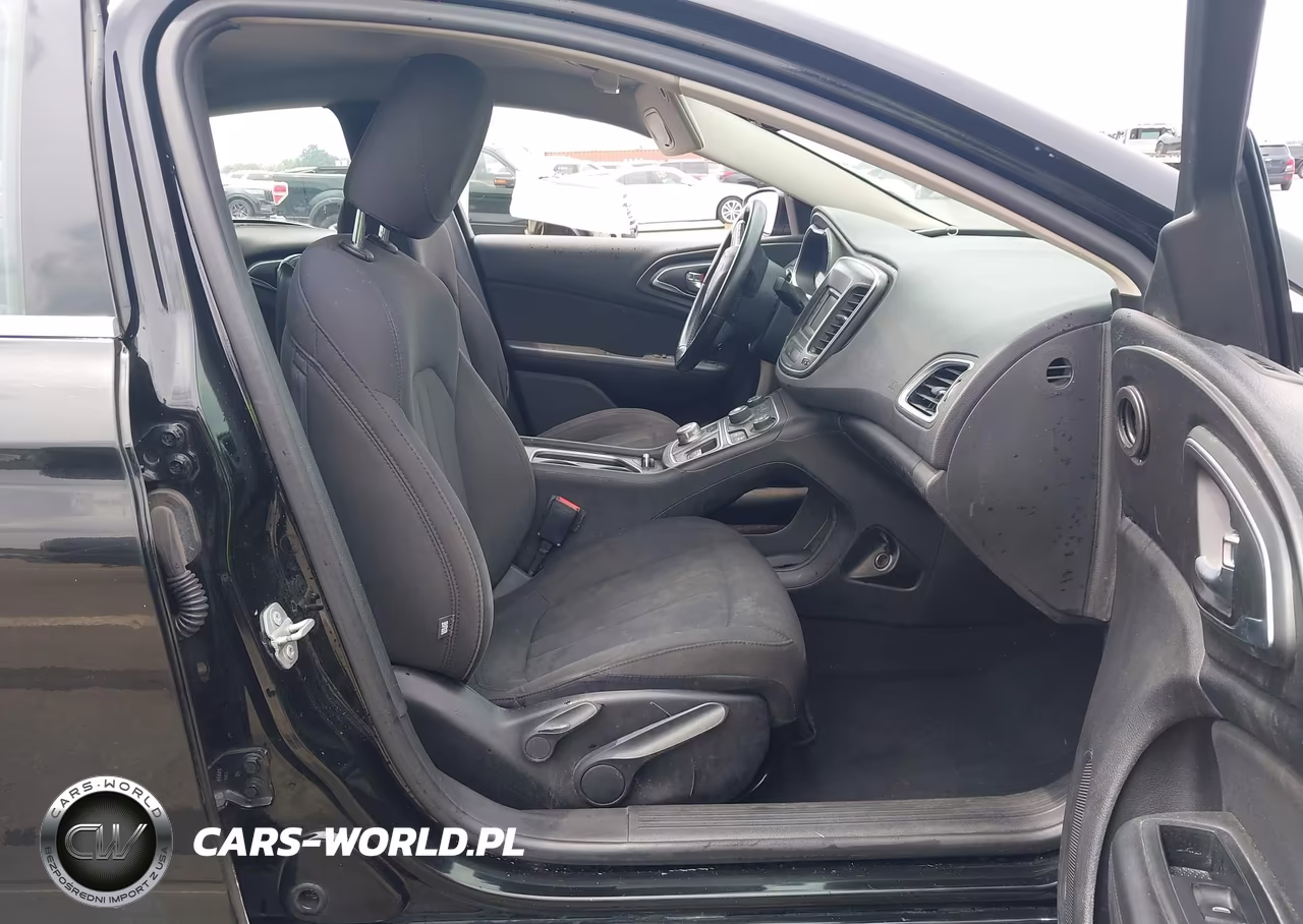 2016 Chrysler 200 Limited VIN:1C3CCCAB3GN127137 - 5