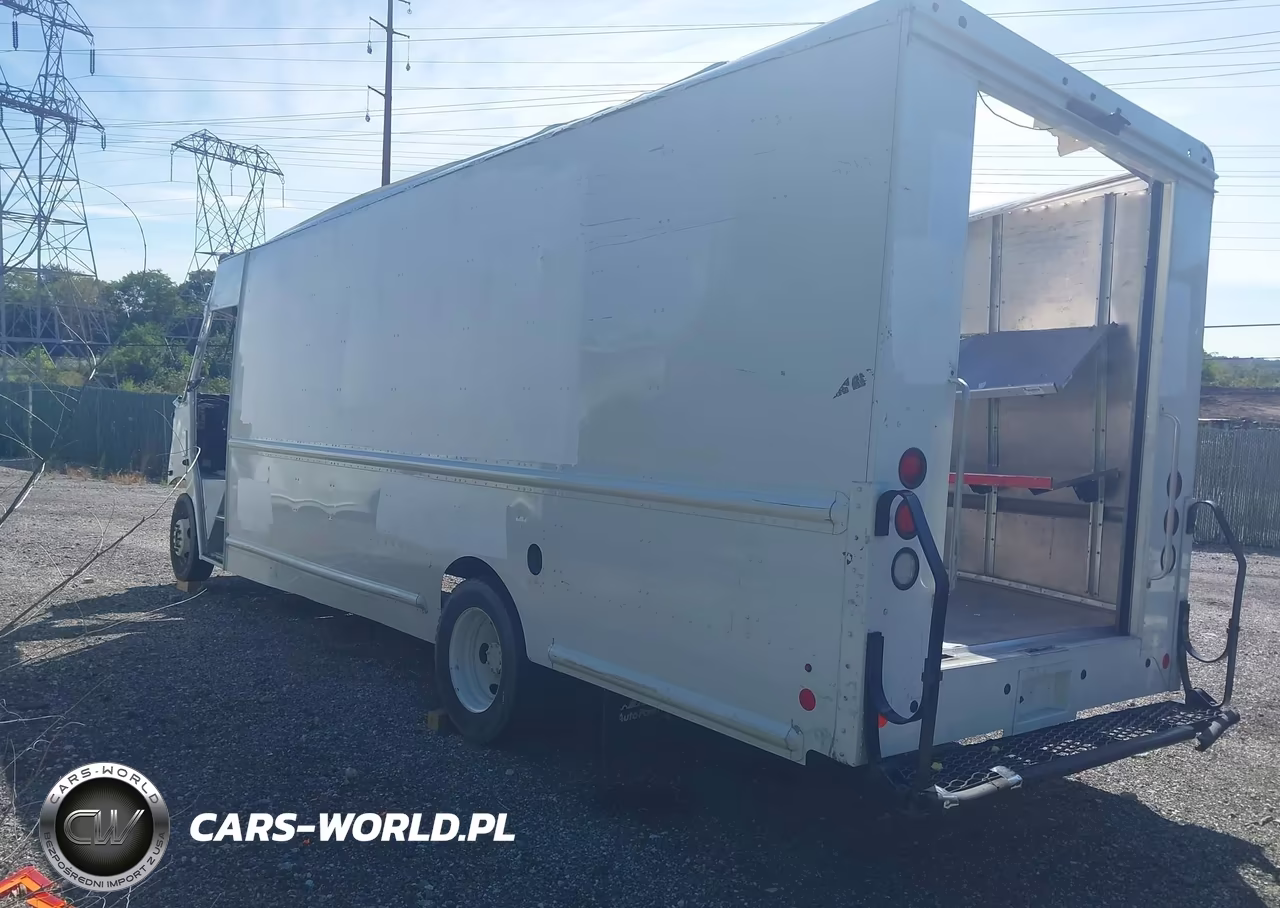 2019 Ford F-59 Commercial Stripped VIN:1F66F5KY1K0A18098 - 3