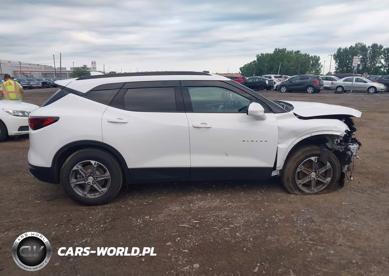 2023 Chevrolet Blazer Awd 2Lt VIN:3GNKBHR40PS190769 - 14