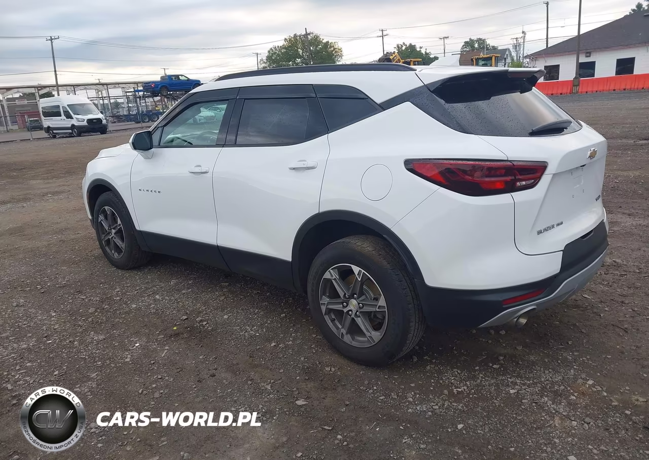 2023 Chevrolet Blazer Awd 2Lt VIN:3GNKBHR40PS190769 - 3