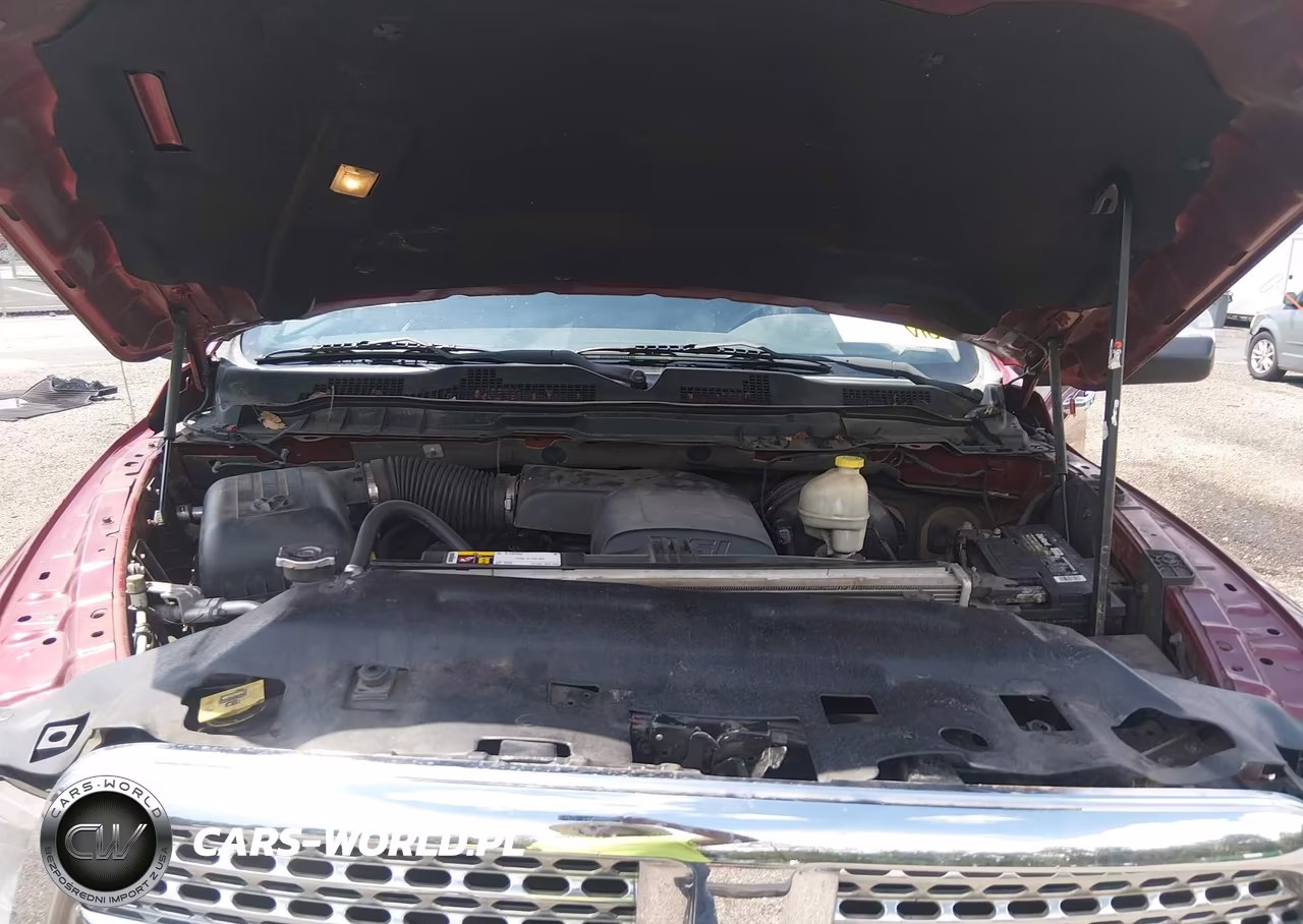2015 Ram 1500 Laramie VIN:1C6RR7NG5FS500090 - 10