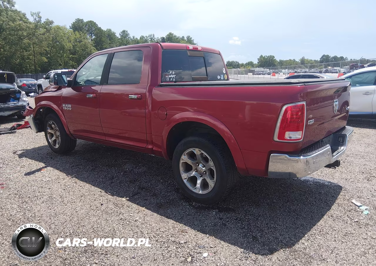 2015 Ram 1500 Laramie VIN:1C6RR7NG5FS500090 - 3