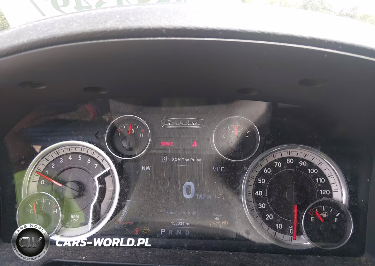 2015 Ram 1500 Laramie VIN:1C6RR7NG5FS500090 - 7