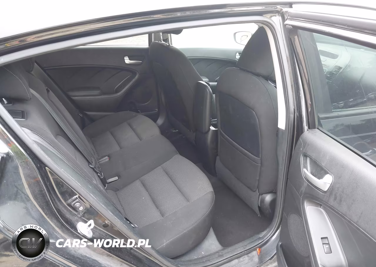 2017 Kia Forte Lx VIN:KNAFK5A88H5679971 - 8