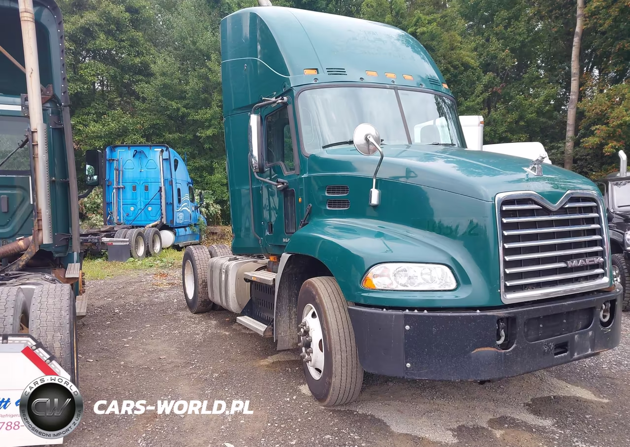 2017 Mack Pinnacle VIN:1M1AW01X2HM009690 - 1