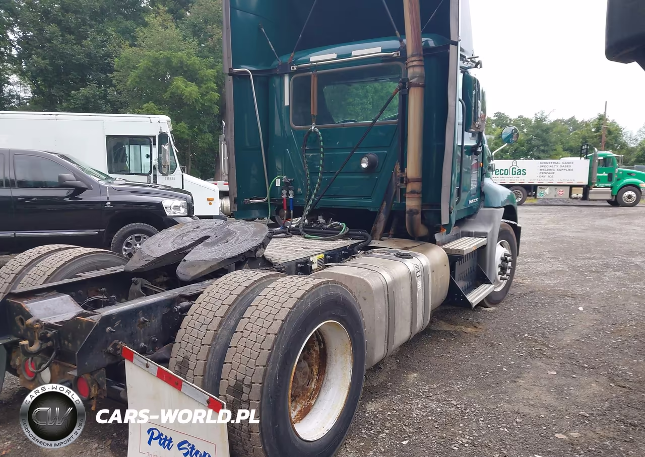 2017 Mack Pinnacle VIN:1M1AW01X2HM009690 - 4