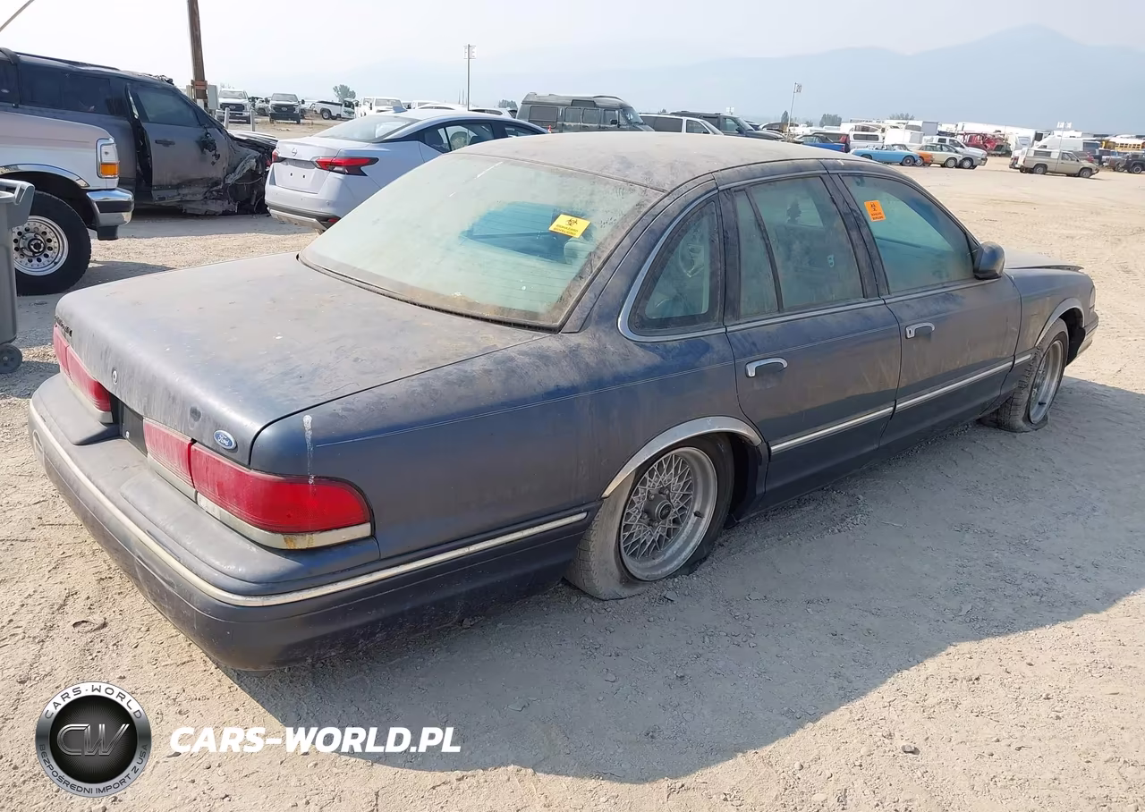 1997 Ford Crown Victoria Lx VIN:2FALP74W5VX223620 - 4