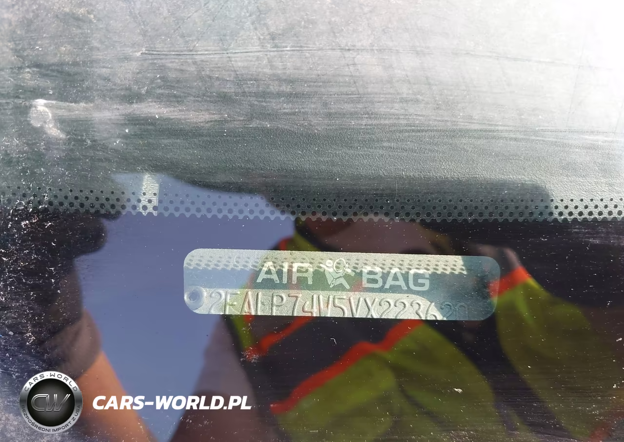 1997 Ford Crown Victoria Lx VIN:2FALP74W5VX223620 - 9