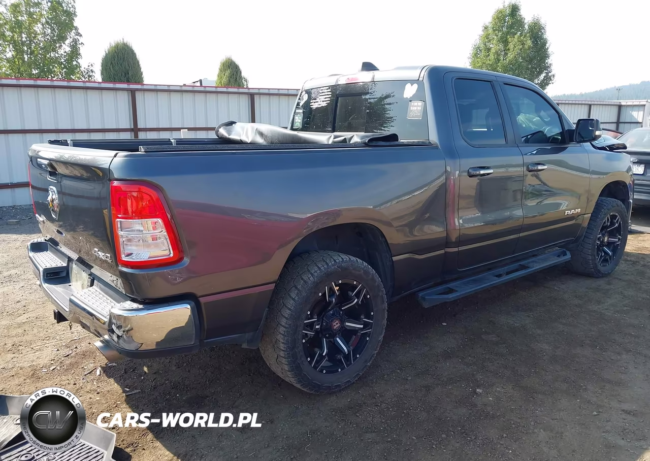 2020 Ram 1500 Big Horn 4X4 6'4 Box VIN:1C6SRFBT6LN343919 - 4