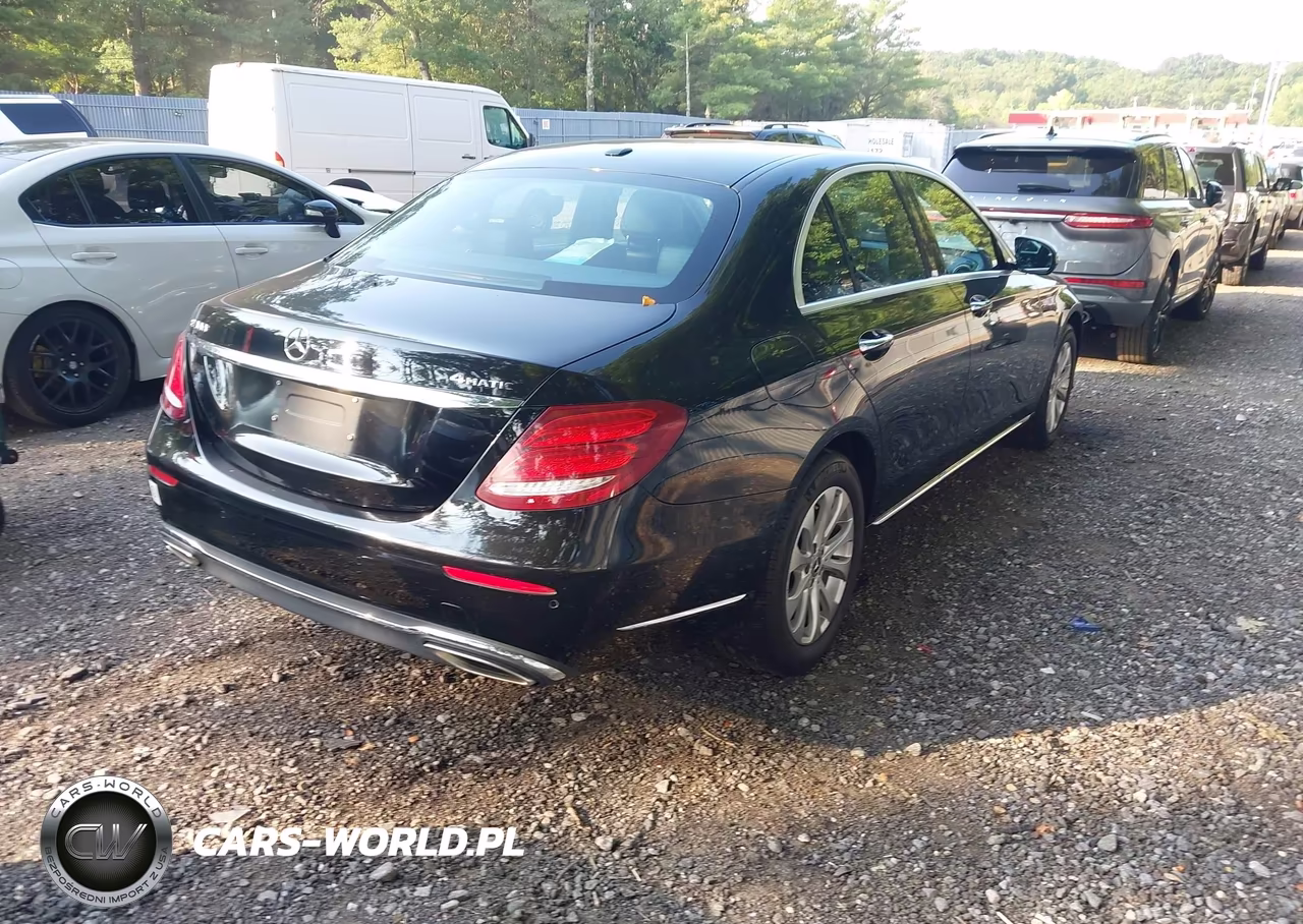 2018 Mercedes-Benz E 300 4Matic VIN:WDDZF4KB5JA390185 - 4