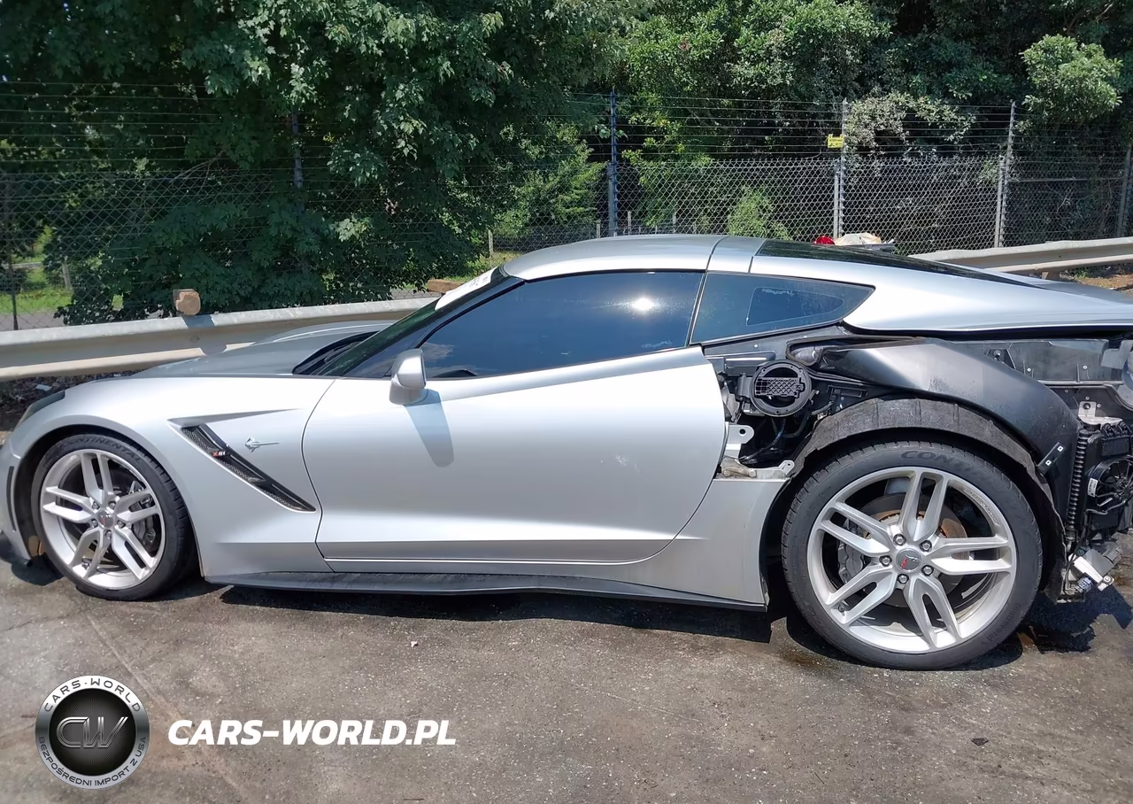 2016 Chevrolet Corvette Stingray VIN:1G1YB2D72G5113356 - 15