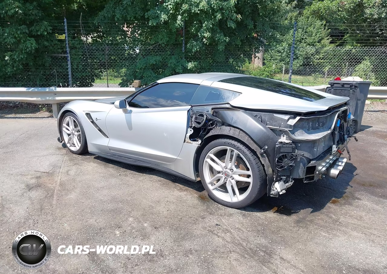 2016 Chevrolet Corvette Stingray VIN:1G1YB2D72G5113356 - 3