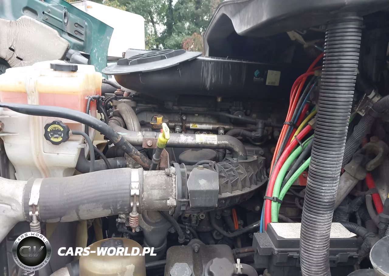 2018 Freightliner Cascadia 113 VIN:3AKBGADV0JSJL4424 - 9