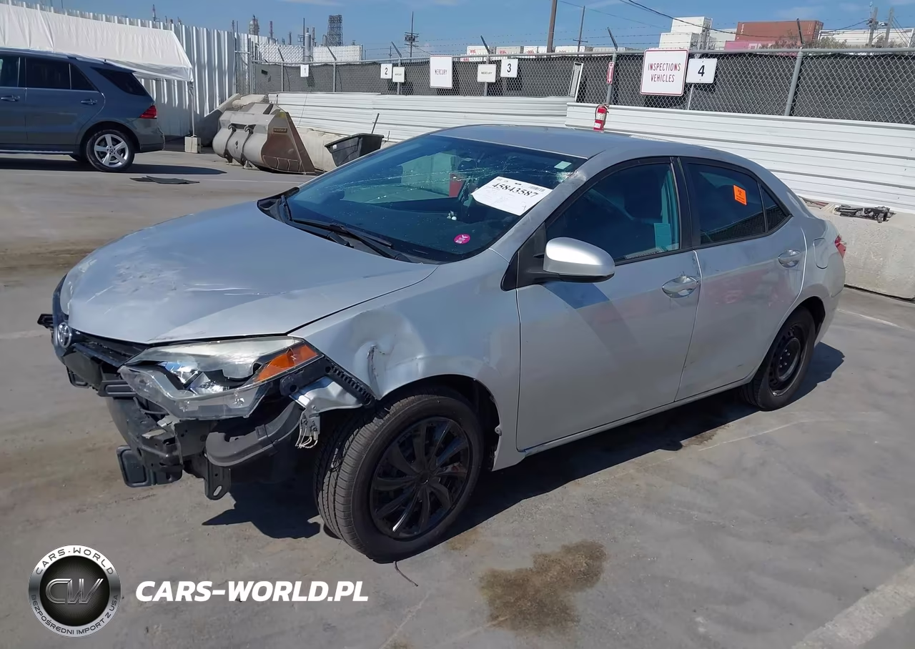 2015 Toyota Corolla Le VIN:5YFBURHE5FP305431 - 2