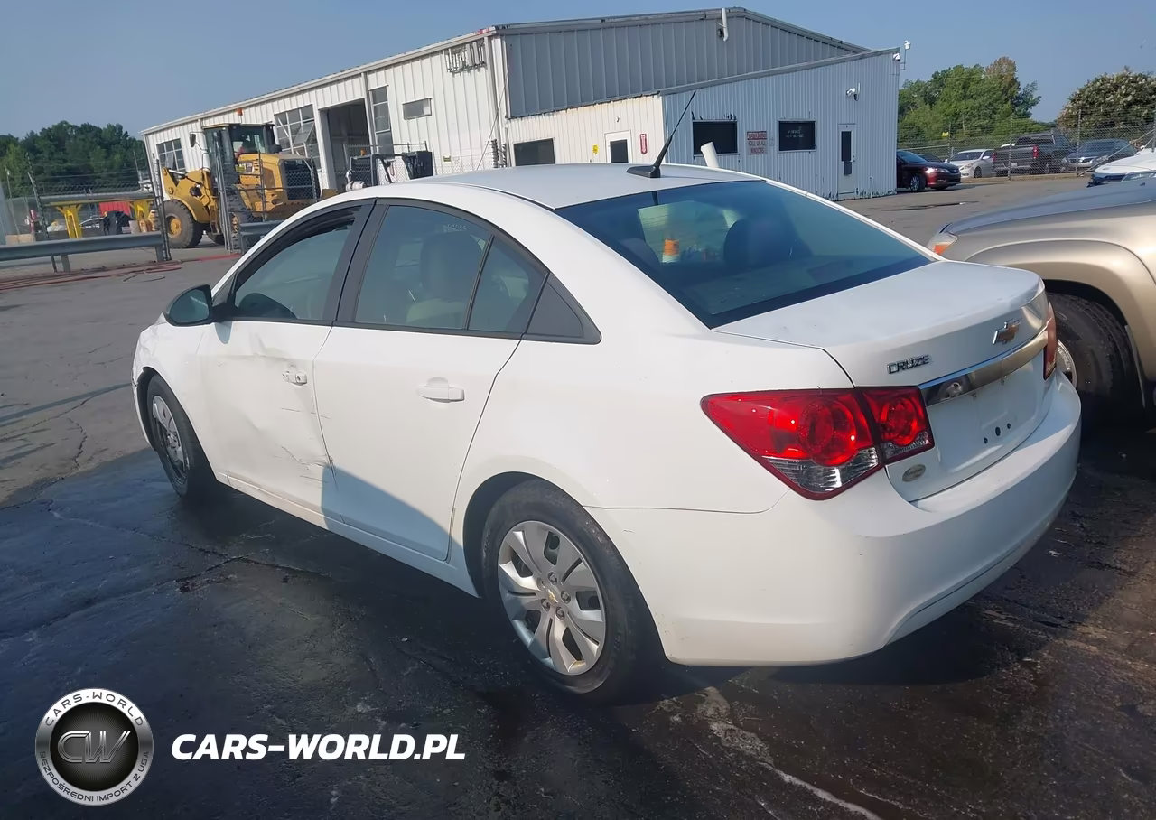 2013 Chevrolet Cruze Ls Auto VIN:1G1PA5SH7D7131802 - 3