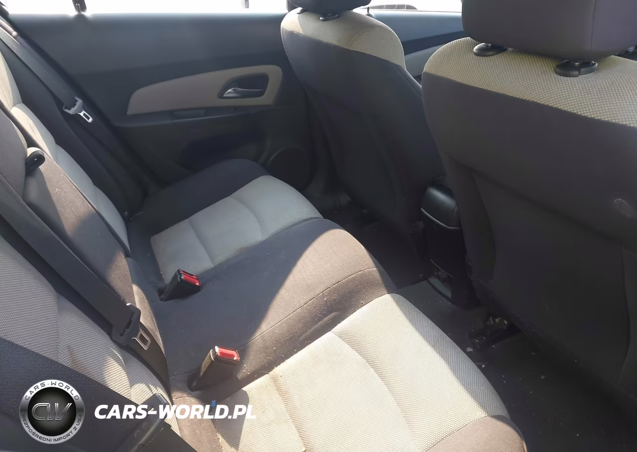 2013 Chevrolet Cruze Ls Auto VIN:1G1PA5SH7D7131802 - 8