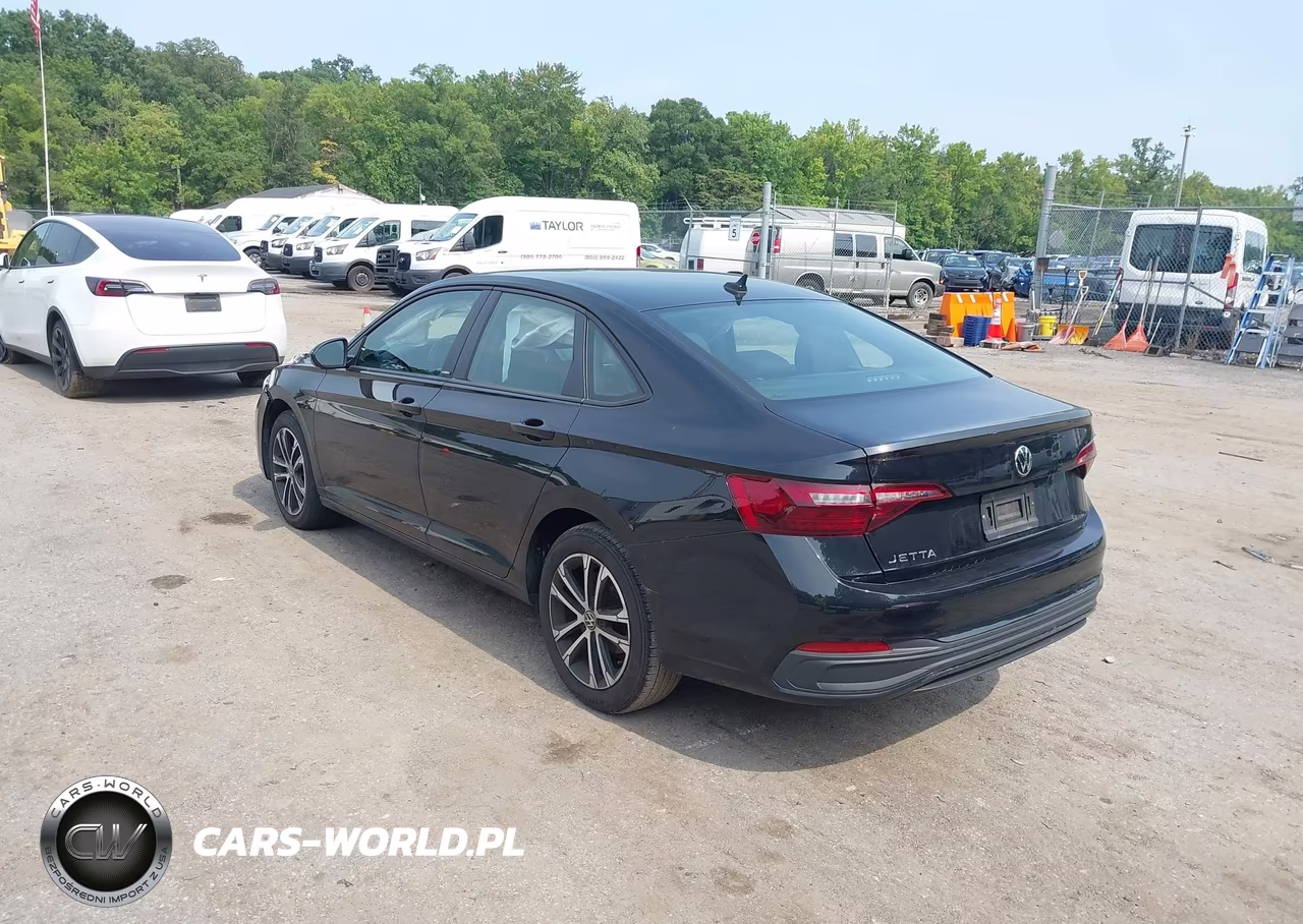 2023 Volkswagen Jetta 1.5T Sport VIN:3VWBM7BU2PM053423 - 3