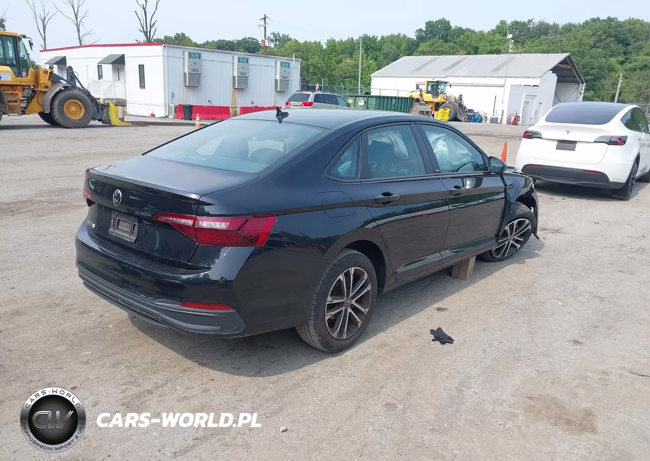 2023 Volkswagen Jetta 1.5T Sport VIN:3VWBM7BU2PM053423 - 4