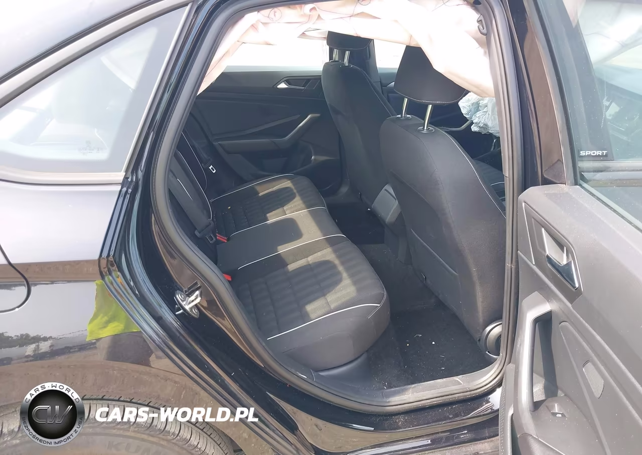 2023 Volkswagen Jetta 1.5T Sport VIN:3VWBM7BU2PM053423 - 8