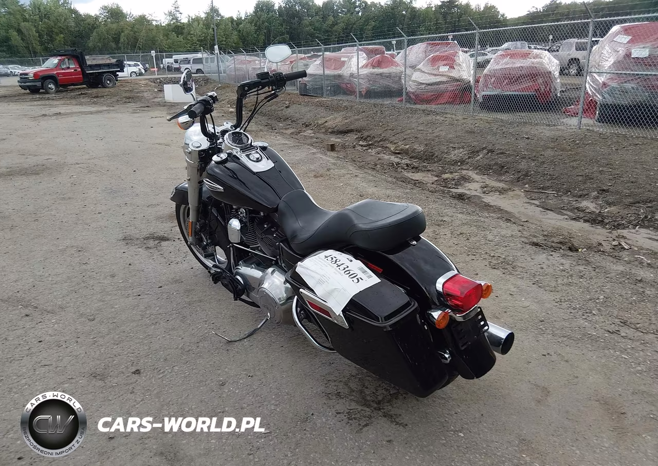 2014 Harley-Davidson Fld Switchback VIN:1HD1GZM11EC315045 - 3
