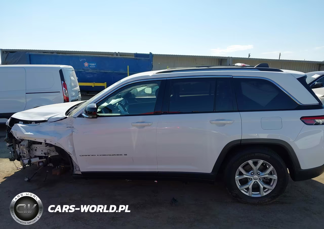 2023 Jeep Grand Cherokee Limited 4X2 VIN:1C4RJGBG7PC566947 - 13