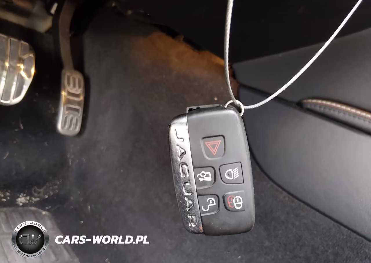 2015 Jaguar F-Type S VIN:SAJWA6BC5F8K10946 - 11