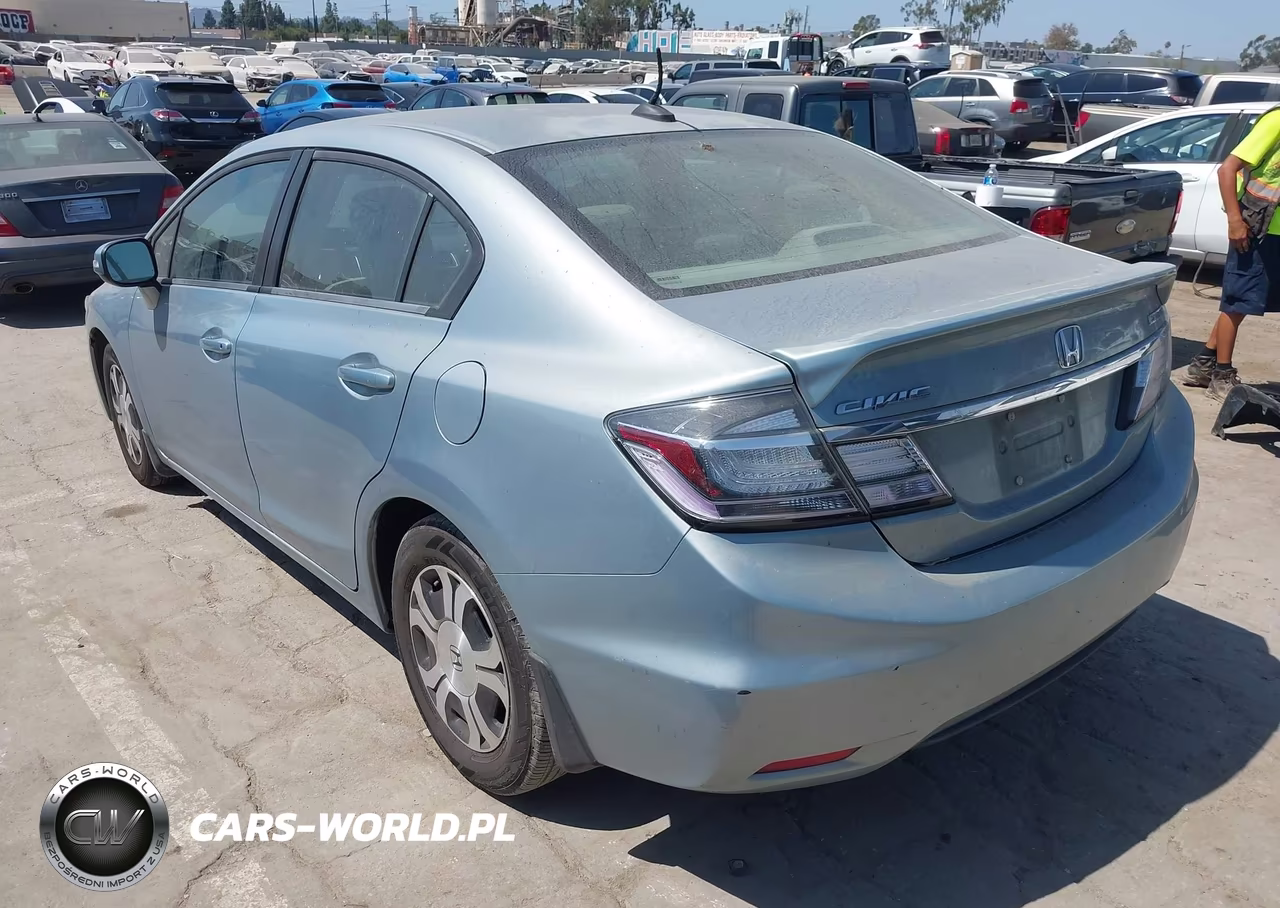 2013 Honda Civic Hybrid VIN:19XFB4F36DE200438 - 3