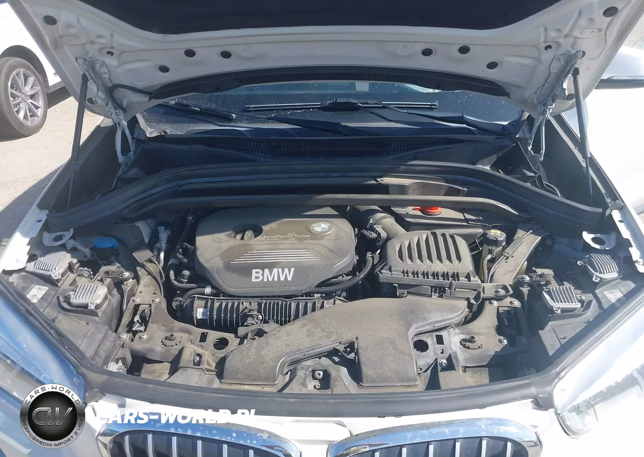 2018 BMW X1 Sdrive28I VIN:WBXHU7C34J5H44118 - 10