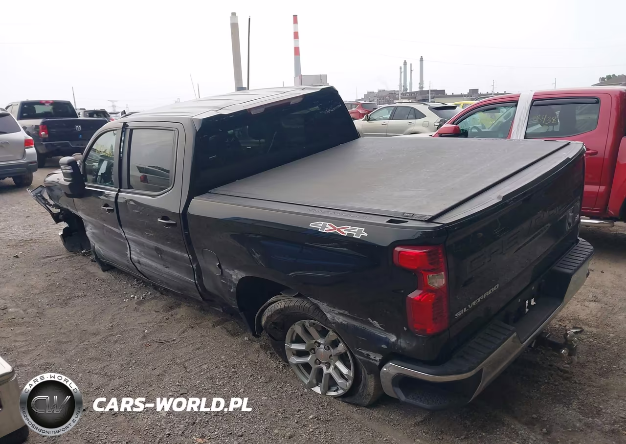 2025 Chevrolet Silverado 1500 4Wd Standard Bed Lt VIN:3GCUKDE83SG172880 - 3