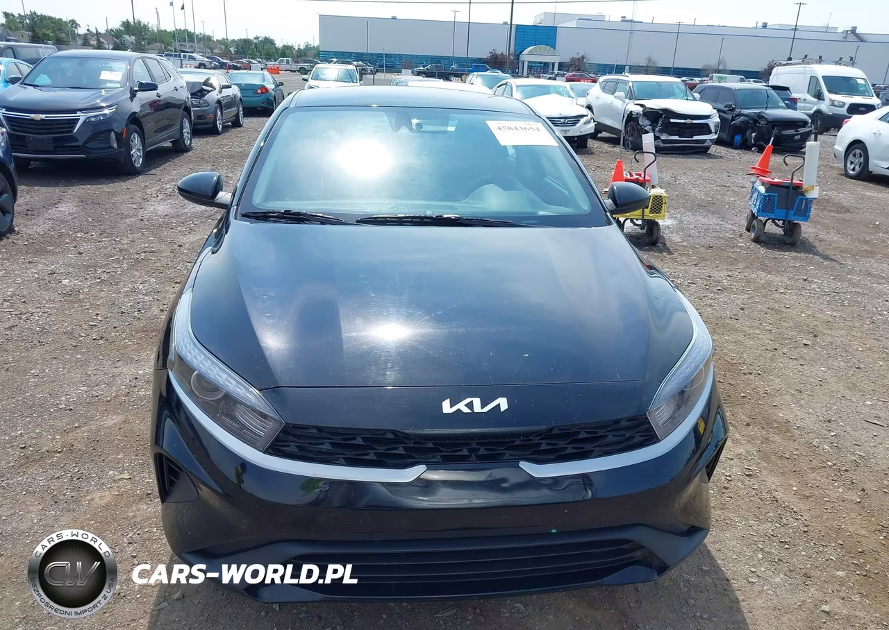 2024 Kia Forte Lxs VIN:3KPF24AD6RE752481 - 13