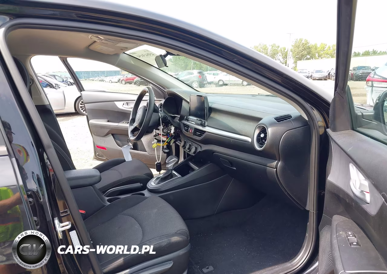 2024 Kia Forte Lxs VIN:3KPF24AD6RE752481 - 5