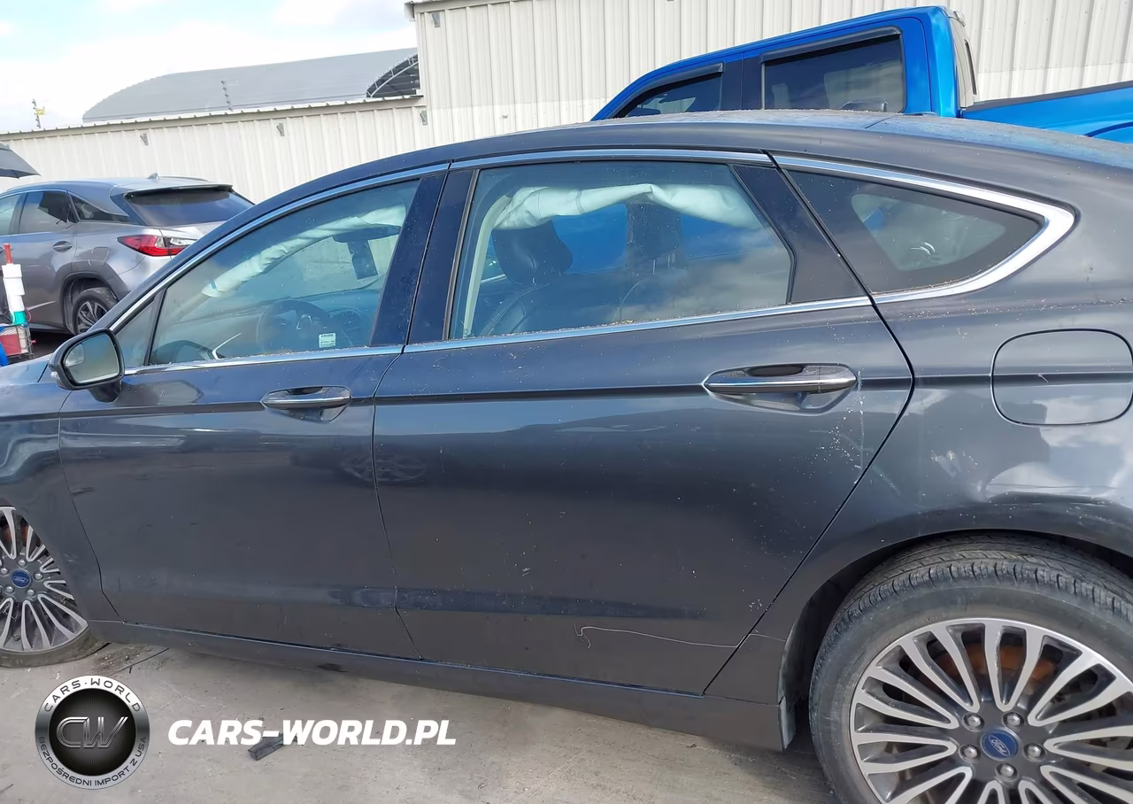 2018 Ford Fusion Titanium VIN:3FA6P0D97JR219530 - 15