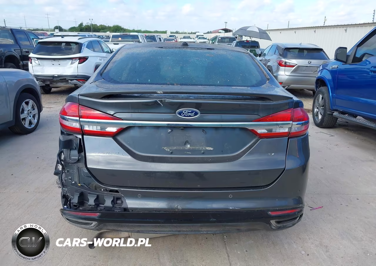2018 Ford Fusion Titanium VIN:3FA6P0D97JR219530 - 17