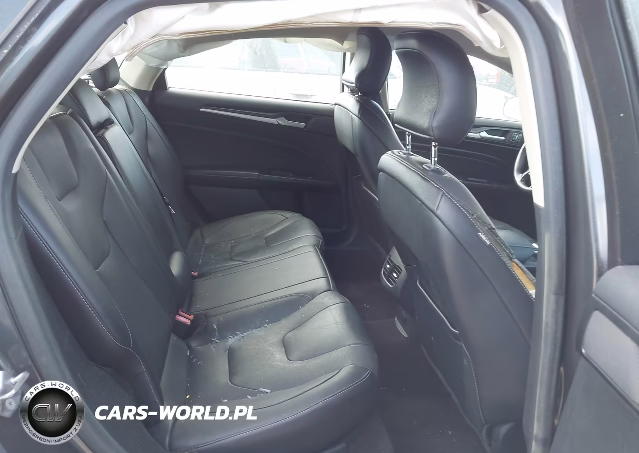 2018 Ford Fusion Titanium VIN:3FA6P0D97JR219530 - 8