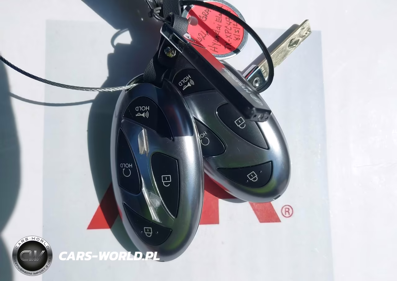 2026 Hyundai Elantra Sel Sport VIN:KMHLM4DG0TU205424 - 11
