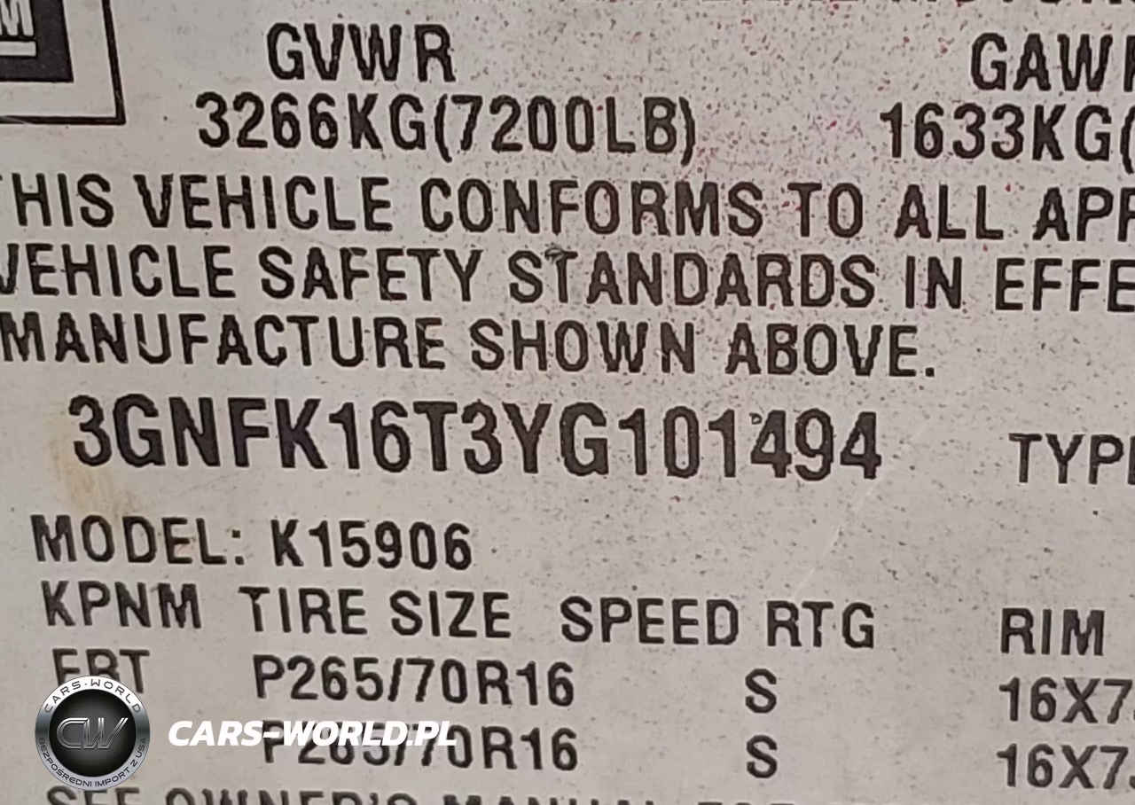 2000 Chevrolet Suburban 1500 Lt VIN:3GNFK16T3YG101494 - 9