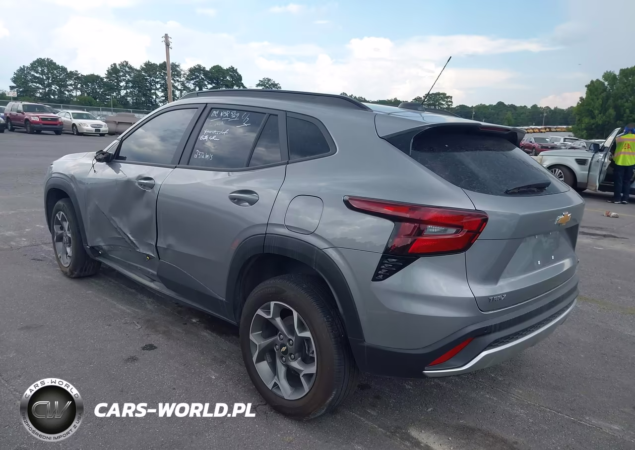2025 Chevrolet Trax Fwd Lt VIN:KL77LHEP3SC221441 - 3