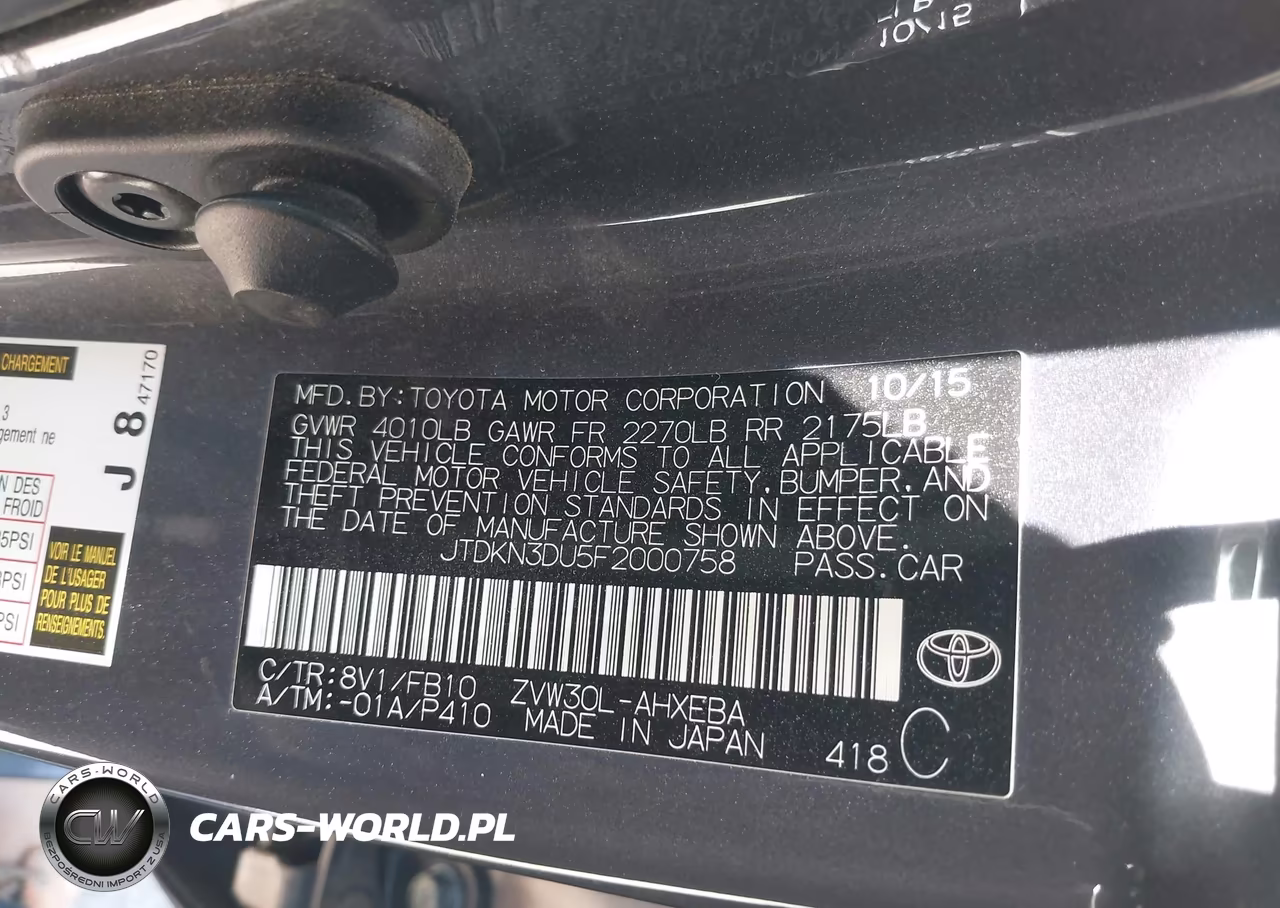 2015 Toyota Prius Two VIN:JTDKN3DU5F2000758 - 9