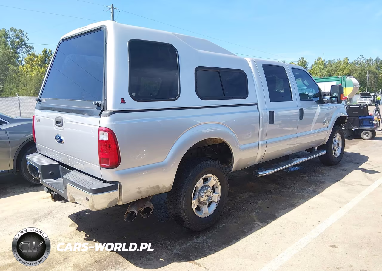 2016 Ford F-250 Xlt VIN:1FT7W2BT7GED25130 - 4