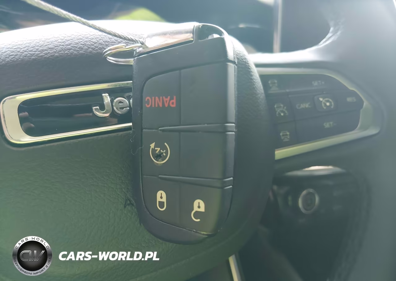 2024 Jeep Compass Limited 4X4 VIN:3C4NJDCN0RT128689 - 11